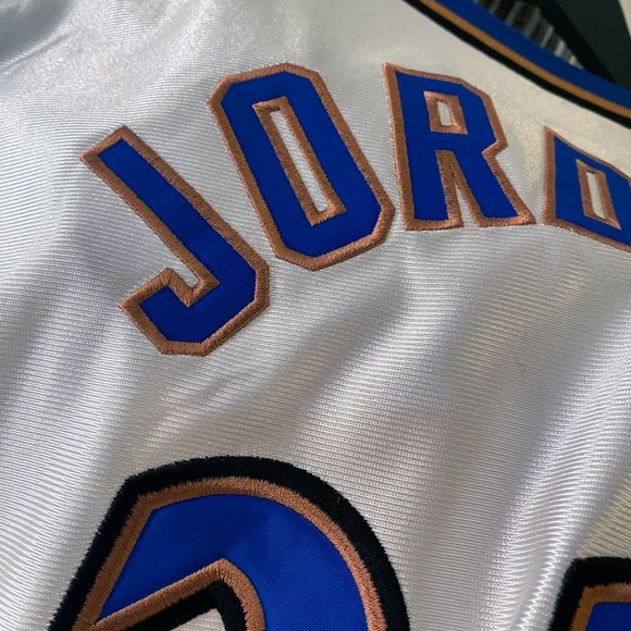 Champion Washington Wizards Michael Jordan vintage Authentic jersey (2001) RARE - Picture 10 of 16